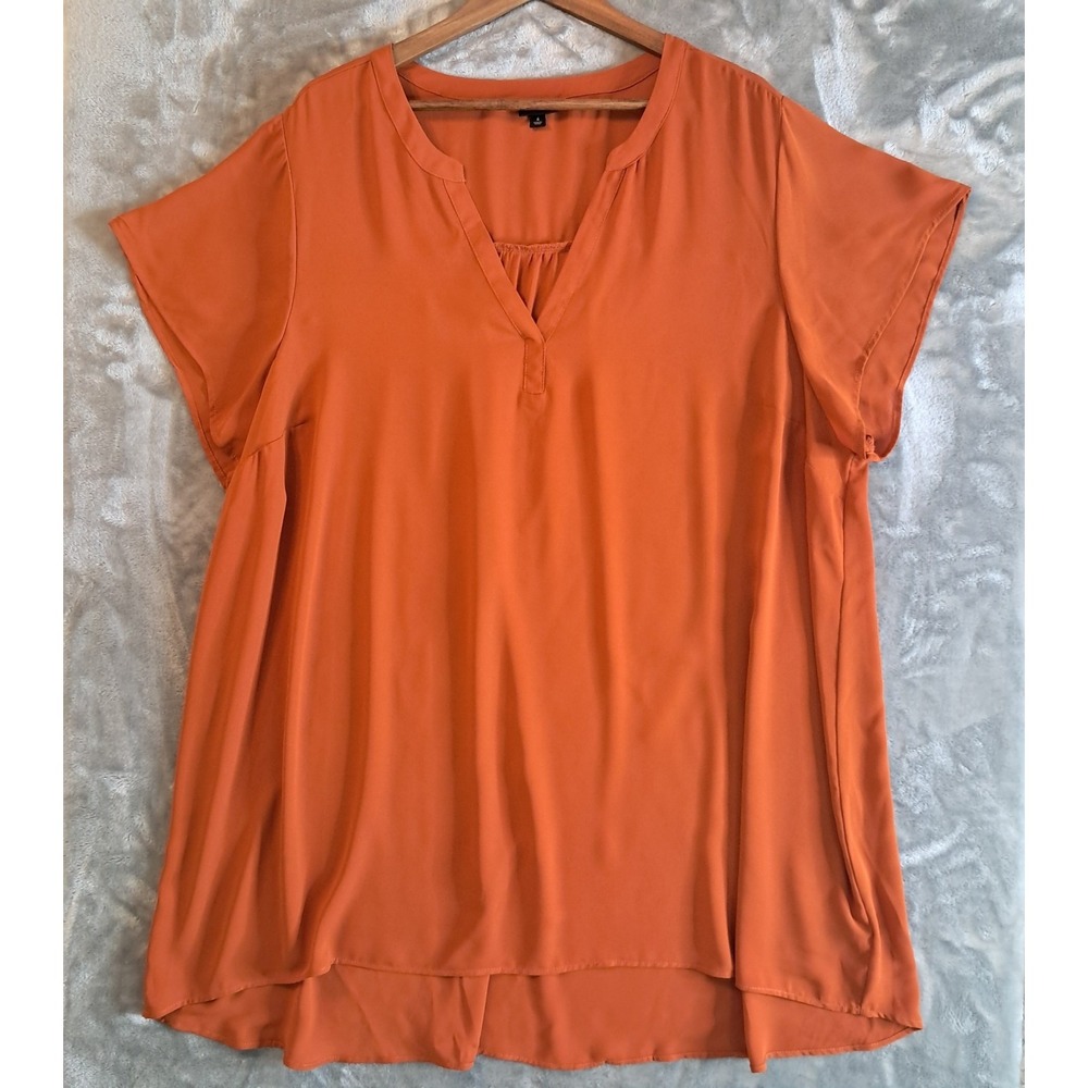 Torrid V Neck Tunic Blouse Short Sleeve Rust Orange Plus Size Top 4X (26/28)